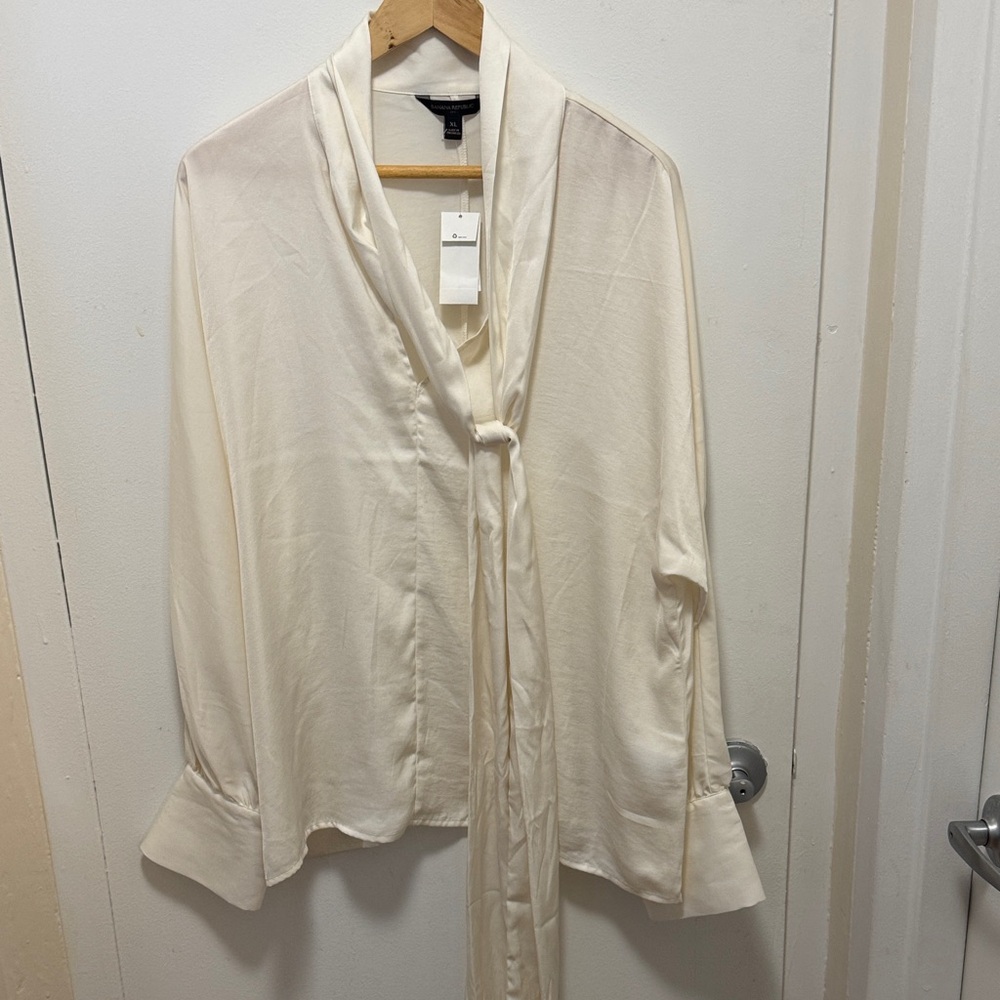 Banana Republic Cream Women's Blouse